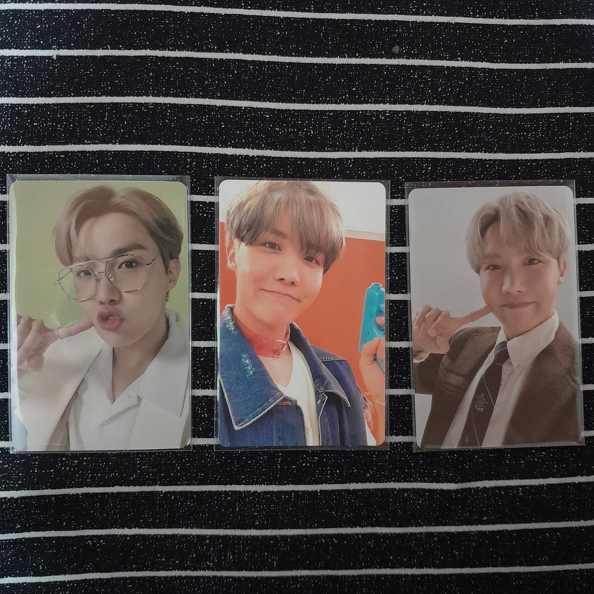 Zaichim19's tweet photo. Wts lfb

Onhand
Payo
Direct j&amp;t
+sf +pf

Bts unsealed onhand mots on:e pc  butter peaches cream jhope hobi pb ob cd v jungkook rm jimin jin suga https://t.co/Waibnqhhi0