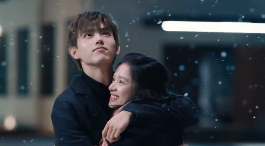 KworldFan's tweet photo. Li Xun and Zhu Yun's love is going to face the worst obstacle ever.
Li Xun knows that there will be turning back from what he is going to do 😢
#ArthurChen #ChenFeiYu #ZhangJingYi
#LiXun #ZhuYun #LighterAndPrincess
#Memorablescenes https://t.co/rRppElYXLN