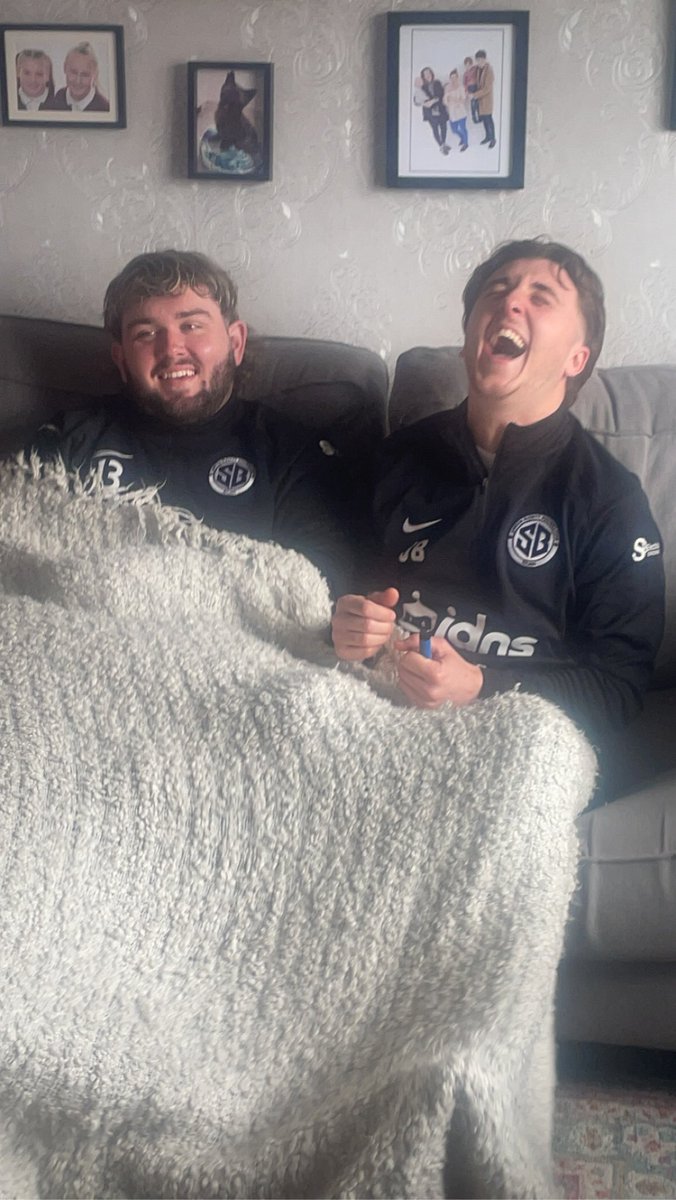 SamsonBlewittFC's tweet photo. The blewitt are sitting comfortable in the division. Ready for next season. https://t.co/62bPzfJoNh
