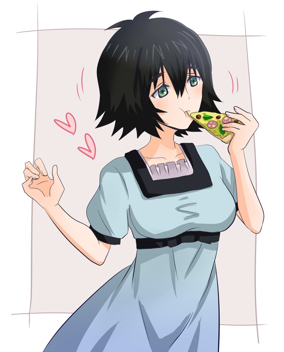 ayukawanako's tweet photo. 「ピザおいひい」
※３切れ目 https://t.co/opAK9bnlRk