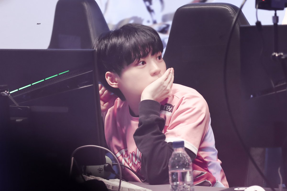 단 tweet media