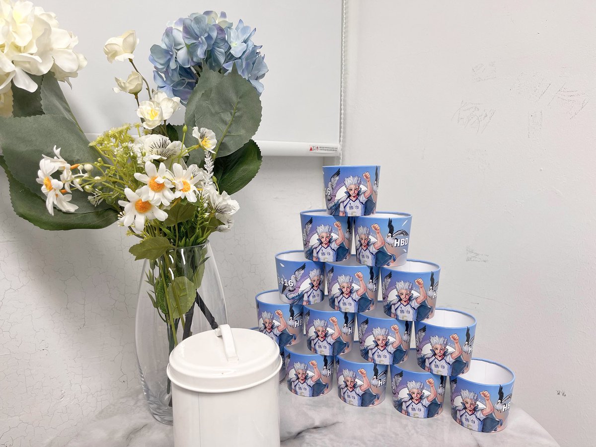 🌟2023 호시우미 코라이 생일카페🌟

에 오늘 다녀왔습니다! 화이트와 스카이블루 색상을 중심으로 예쁘게 꾸며진 호시우미 굿즈존에서는 무슨 빛이 아유 눈부셔🤩🤩 너무 좋아하는 색상 조합이라 구경하는 내내 즐거웠답니다. •ᴗ•

#코트라는_푸른_바다_위_갈매기