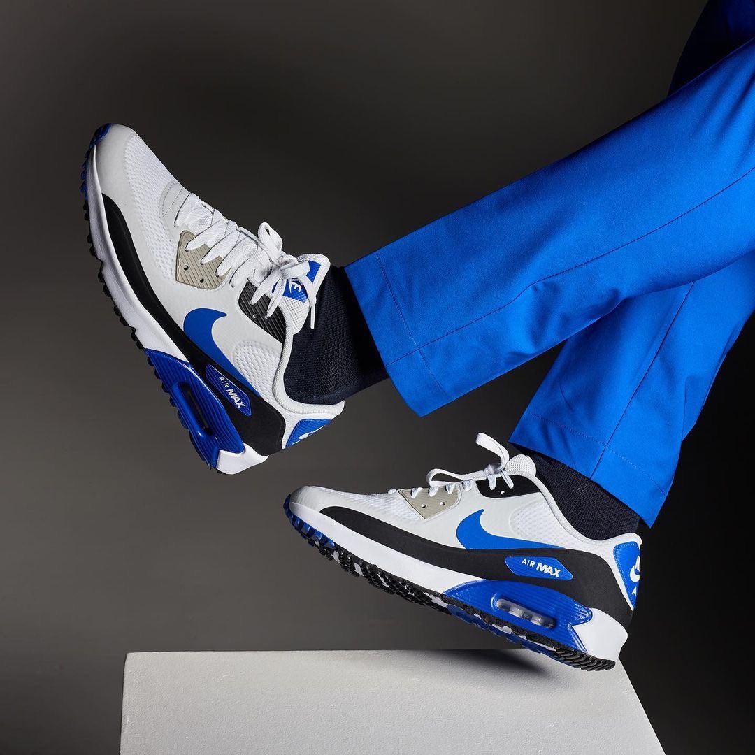 No need to feel blue……

#repost • <a href="/function18/">Function18</a> Nike Golf Air Max 90 G Shoes • White/Game Royal/Black

#nikegolf