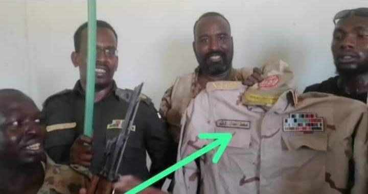 الجيش: هروب قائد الميليشيا المتمردة حميدتي من مخبأه بعد هروب طاقم حراسته وجنوده المكلفين بتأمينه
#السودان #sudan