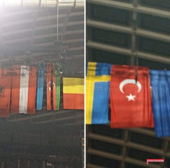 Both Azerbaijani & Turkish flags in Yerevan are torn. What happened at the #Europeanchampionship clearly shows the face of the tournament organizers in #Armenia. Just a shame.

#EWC2023 #Azerbaijan #Türkiye