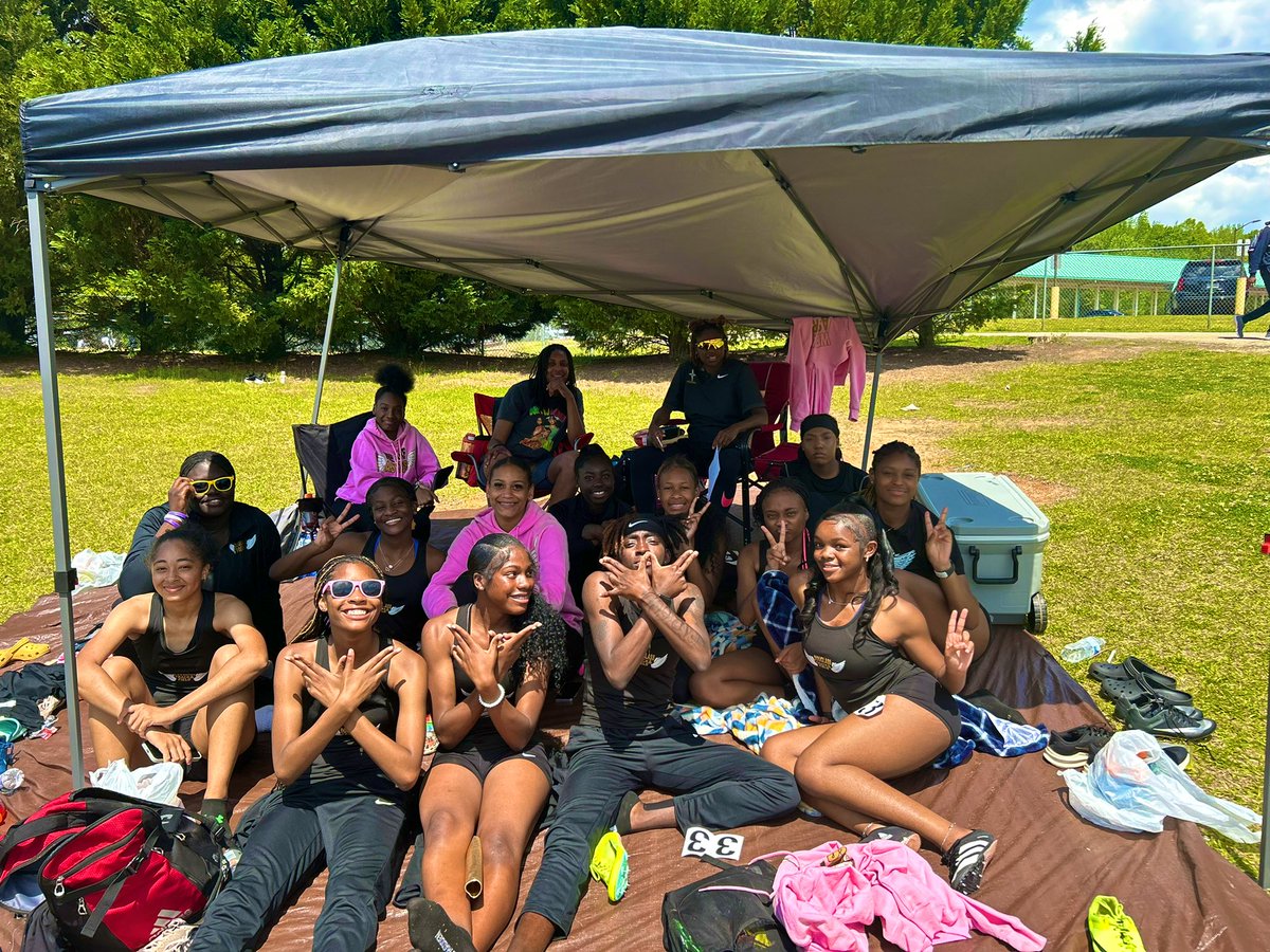 FDHS Track & Field tweet media