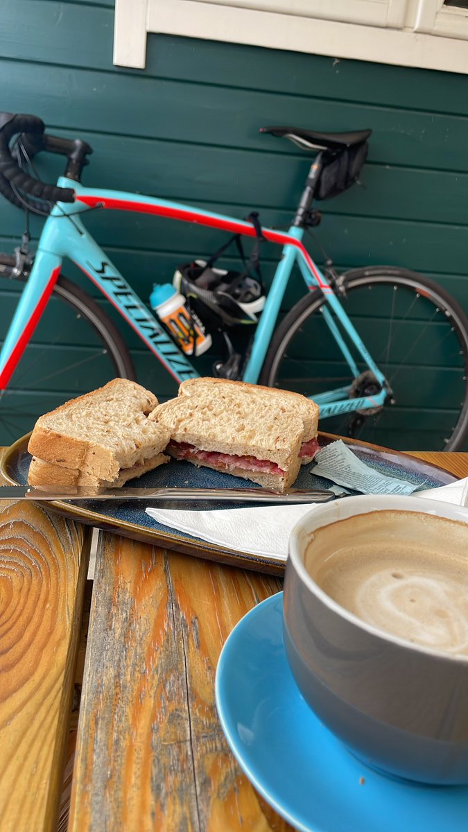 StephPandit's tweet image. Nice ride out to #HarveysCoffeeCabin #cycling #Sundayspin