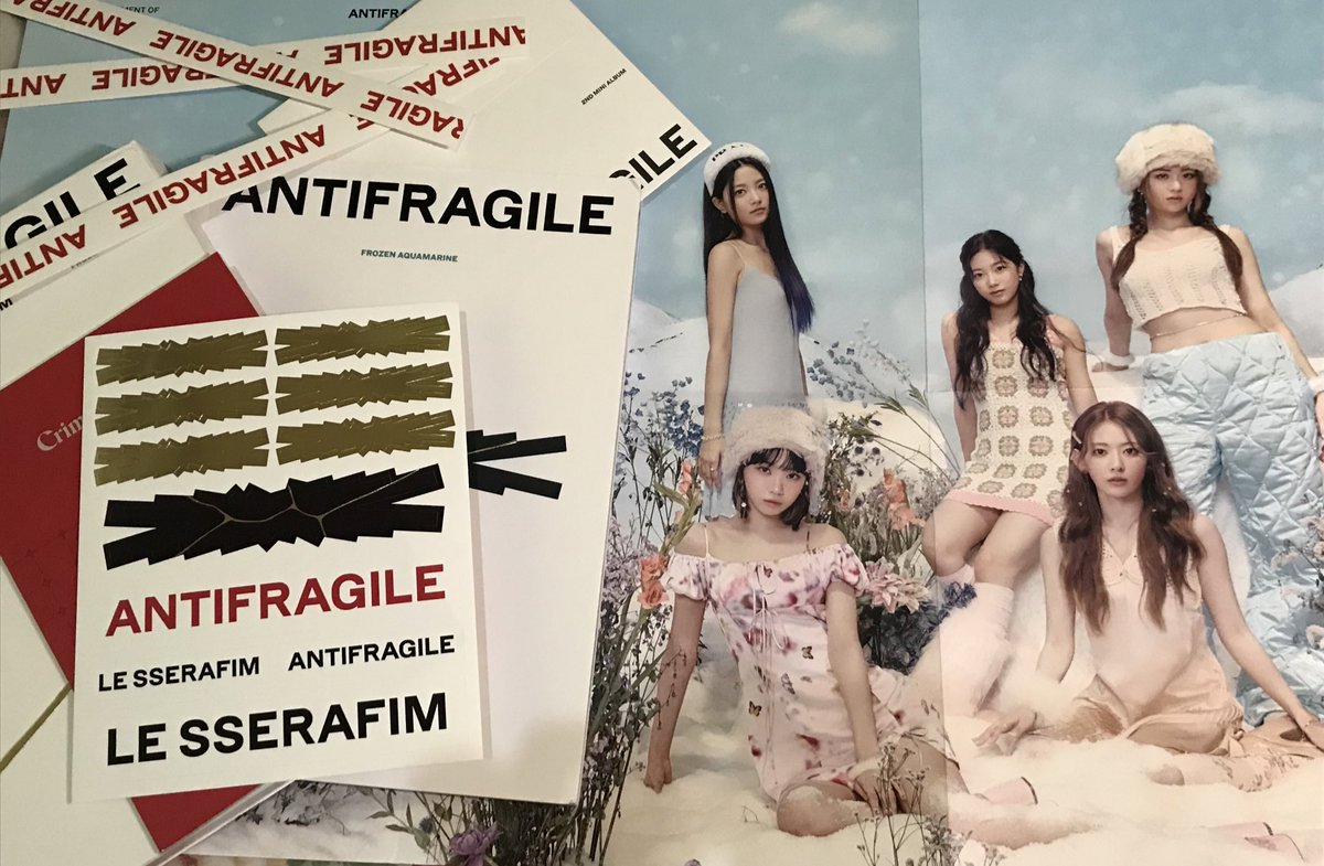 minnieshi_'s tweet photo. ~ 💌 #shimimails
• from:@xoxochaennie
after ilang days ko kakahanap ng album ng lesserafim finally may nag dm saken and i grabbed it agad hehe tysm for this and for the smooth transaction i’ll take care of these hehe <3 ganda so much ng ganda 🫶🥰 https://t.co/ZNLPZBh66x