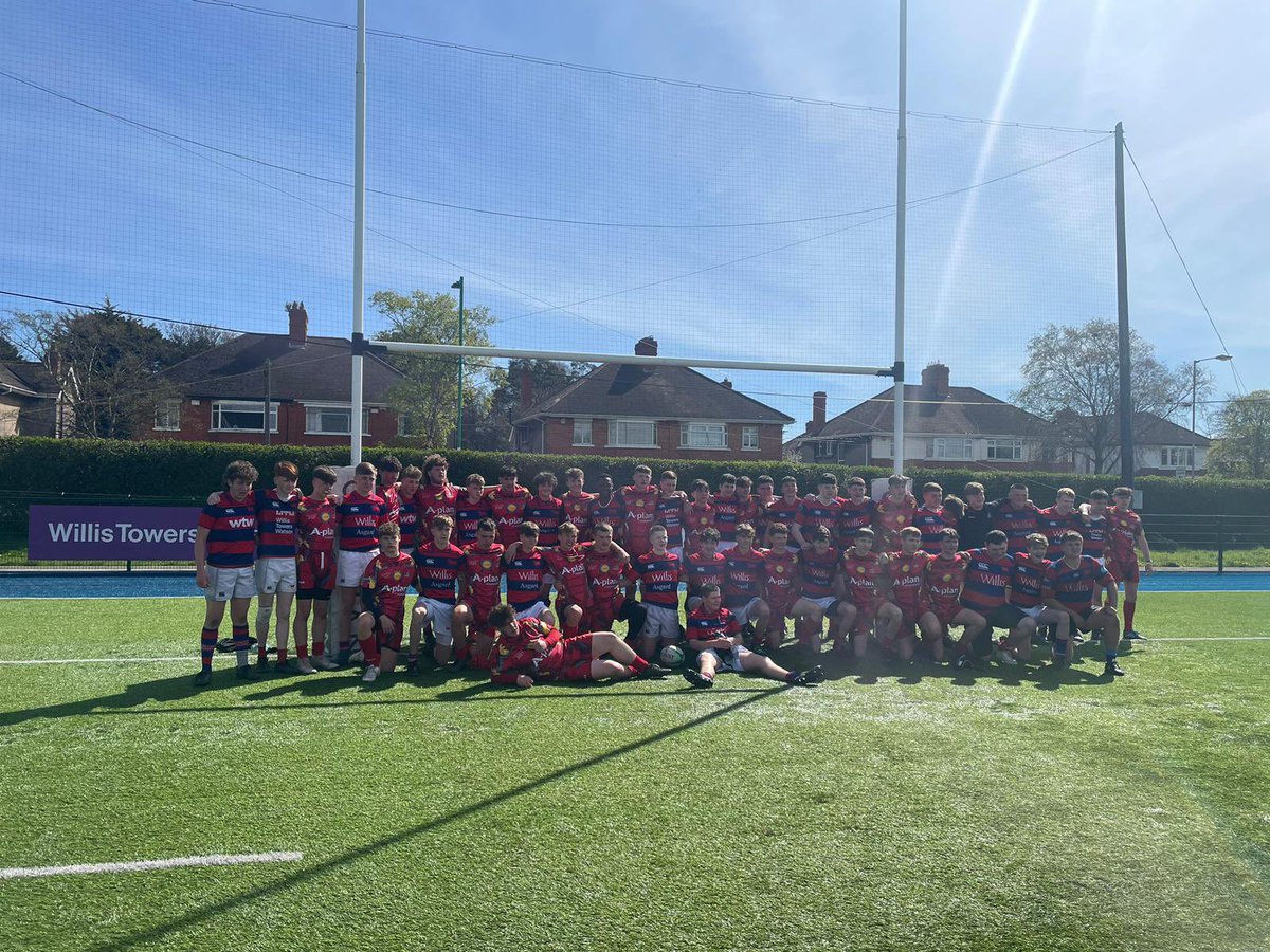 PaigntonRFC's tweet photo. Our U-16s have this morning returned from a 3 day tour of Ireland.

Many thanks to our hosts @AshbourneRFC and @ClontarfRugby, the rugby was fantastic and the hospitality was second to none.

#rugby #grassrootsrugby #irishrugby @DevonRFU @RFUSouthWest @RugbyClubland https://t.co/gz9hrAfWN8