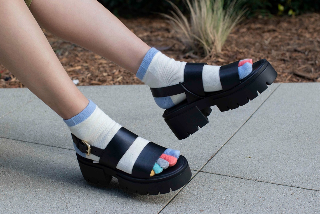 tabio_usa's tweet photo. Keep your feet healthy by Colorful Toes Cotton Short Crew Socks
āØ
š§¦ļ¼Colorful Toes Cotton Short Crew Socks
#tabio ā #tabiousa #tabiosocks https://t.co/XyUyW2FVgL