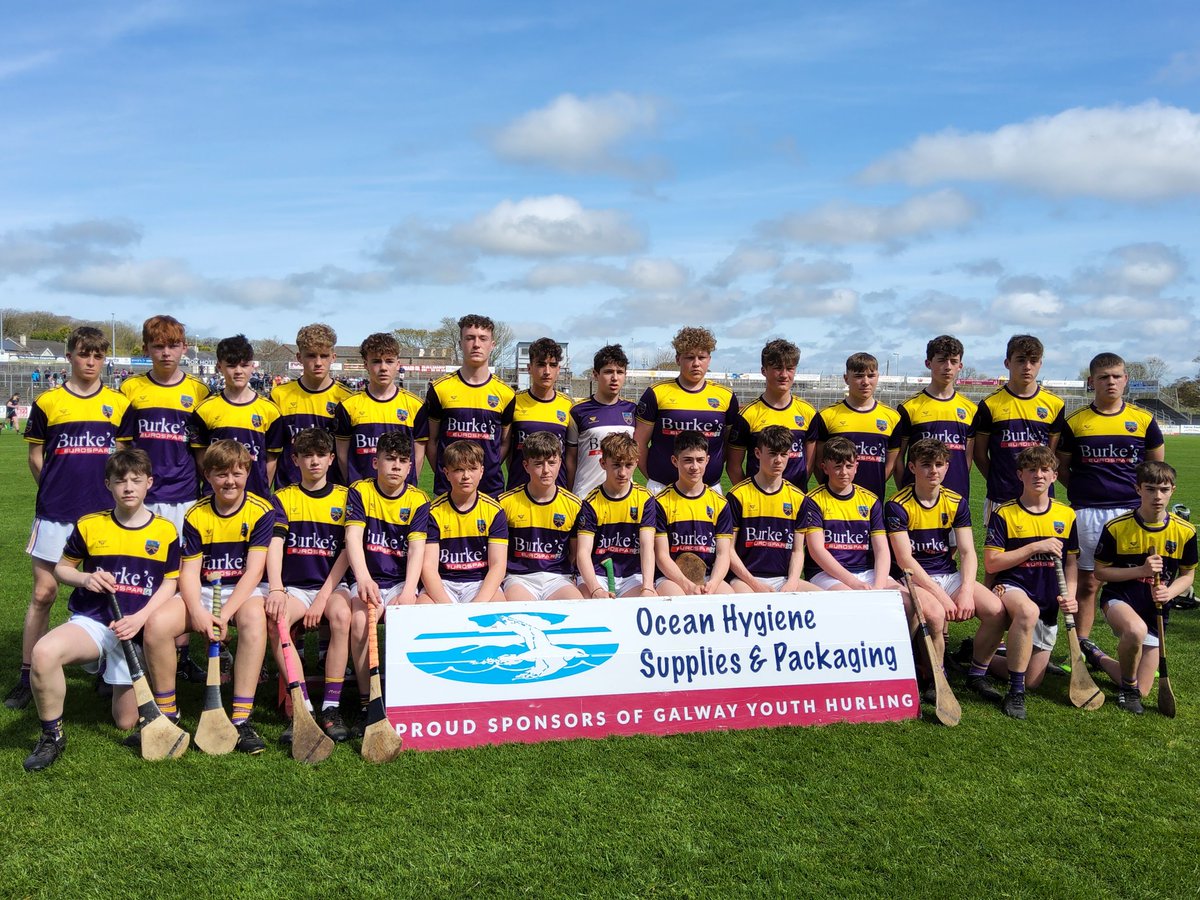 Galway_GAA's tweet photo. Cóiste Iomána na nÓg 

Justin Cheevers Cup Winners 

Congratulations @kinvaragaa https://t.co/QAGpCmHt9O
