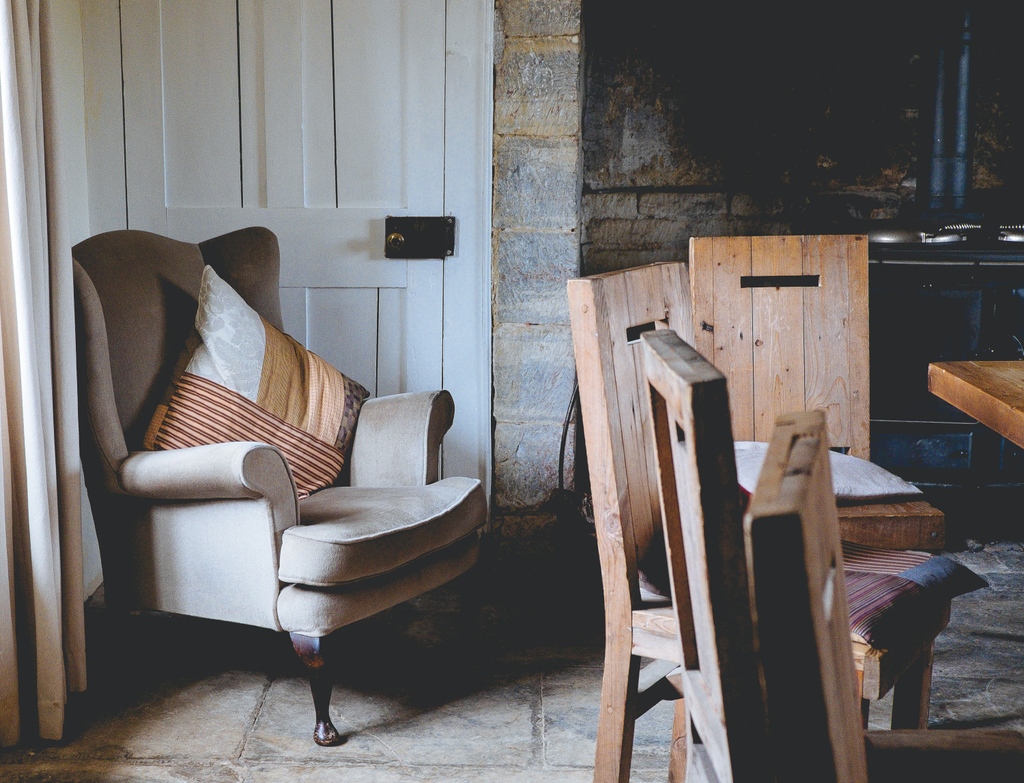ShopWoodenSoul's tweet photo. You can find us curled up reading in this chair all day. A perfect Sunday.

#woodensoul #woodensoulspaces #shopwoodensoul #furnitureforlife #interiorinspo #interiordesign  #scandinavianinterior #reclaimed #modernfarmhouse #apartmenttherapy #somewhereiwouldliketolive https://t.co/3ix06xNDqV