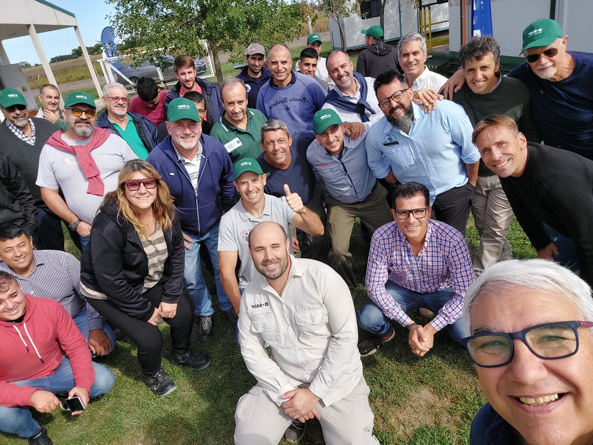 máster class sobre roedores en BASF Centro de desarrollo tecnológico de san Jerónimo dirigida a socios de CAEMIP. gracias a los 30 alumnos que asistieron a un evento de 7 hs de duración. analizando en profundidad a los roedores en sus ambientes y cómo establecer estrategias