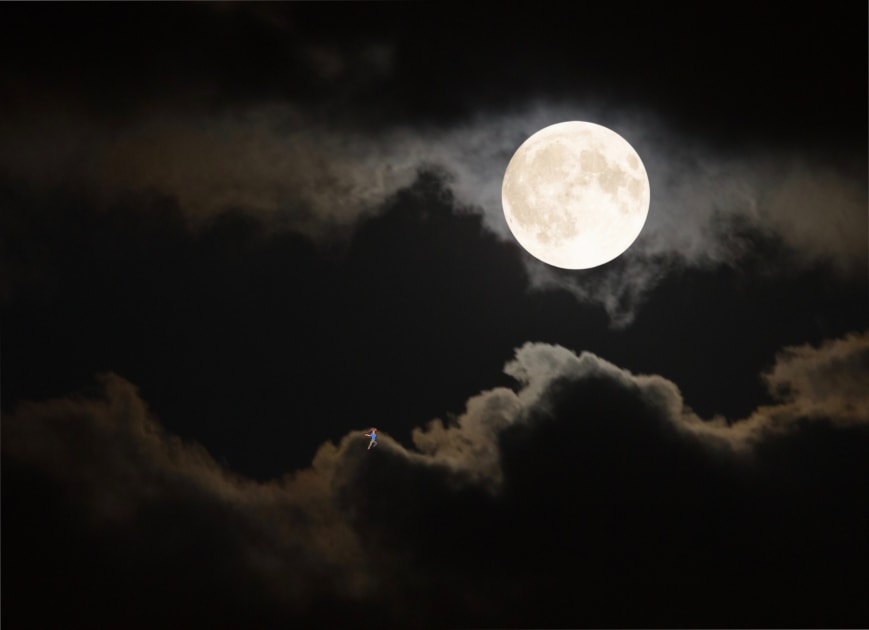 WastedHorchata's tweet photo. ✨✨The moon is looking so beatiful today!!! ✨✨ https://t.co/aCo1wKdnFx