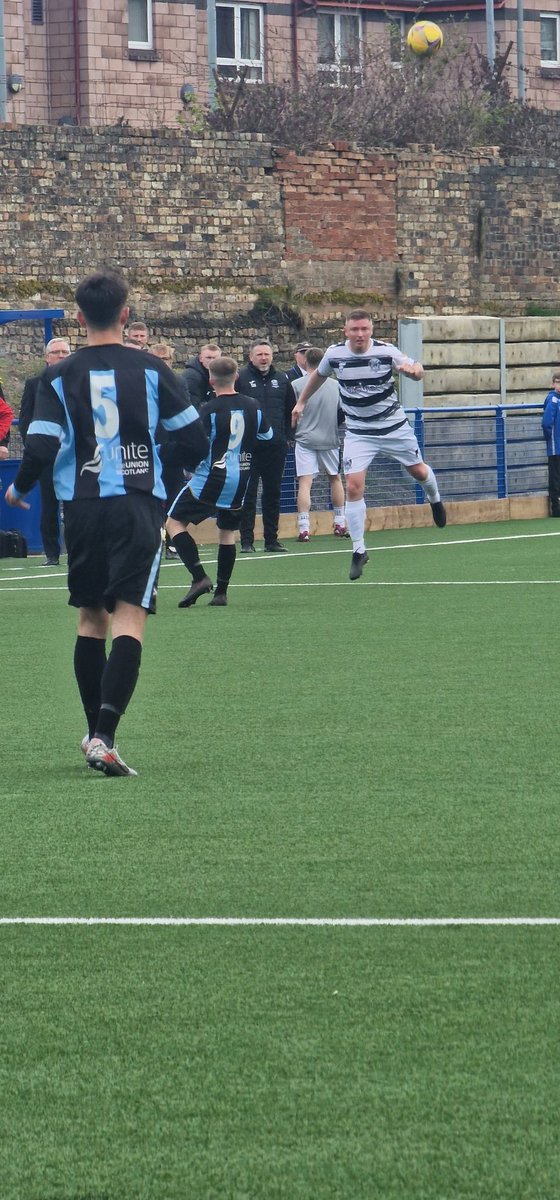 scottishjuniors's tweet photo. Quarter of an hour gone here in the #clydebuilt #SJFA Cup Semi Final and its @eastcraigiefc who have started the better team and are a goal ahead after Stewart McConnachie's 2nd minute strike https://t.co/agwdtdH98O