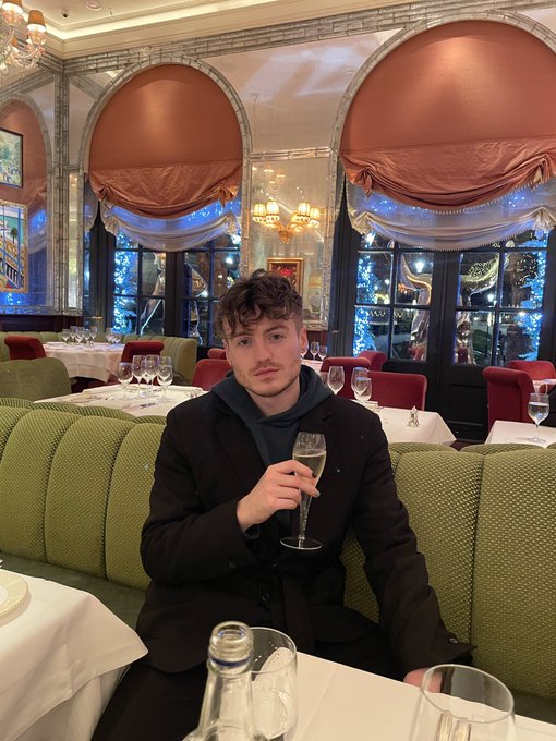 Ft1rjtiWAAM6acB?format=jpg&name=small