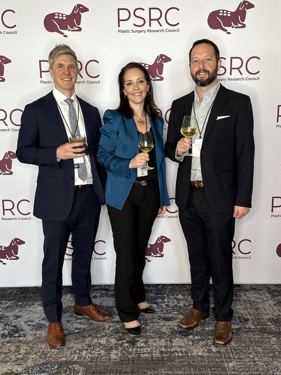 cutitoutdave's tweet photo. Wrapping up a great meeting with Plastic Surgery Research Council in Cleveland. So inspiring to see plastic surgeons doing science at the highest levels. Creativity extending from the bedside to the bench and back. Grateful to be a part of this community. https://t.co/nC5OgYWz9q