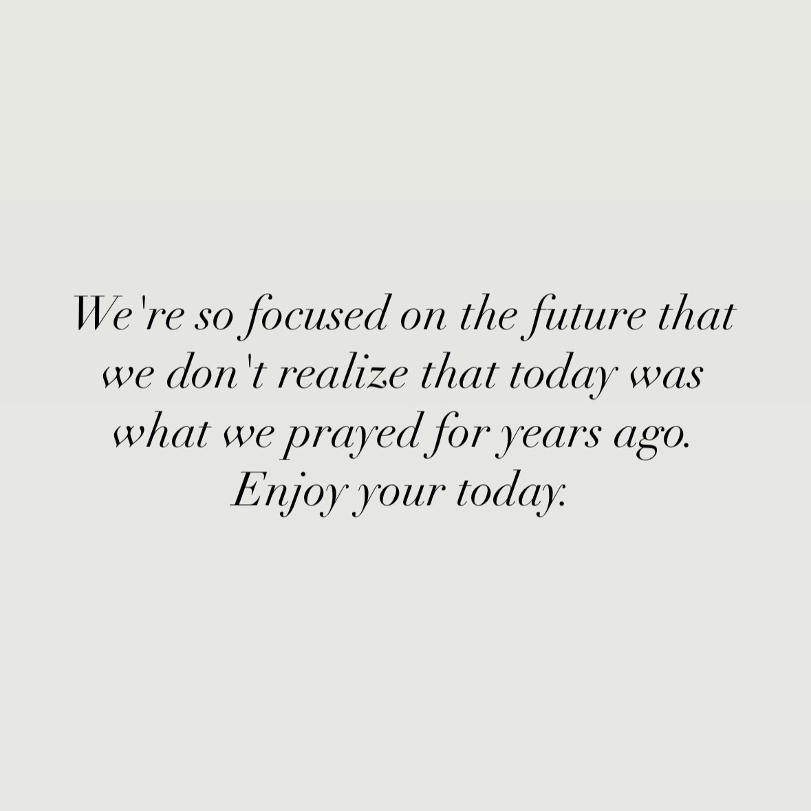 Enjoy the present 🕊