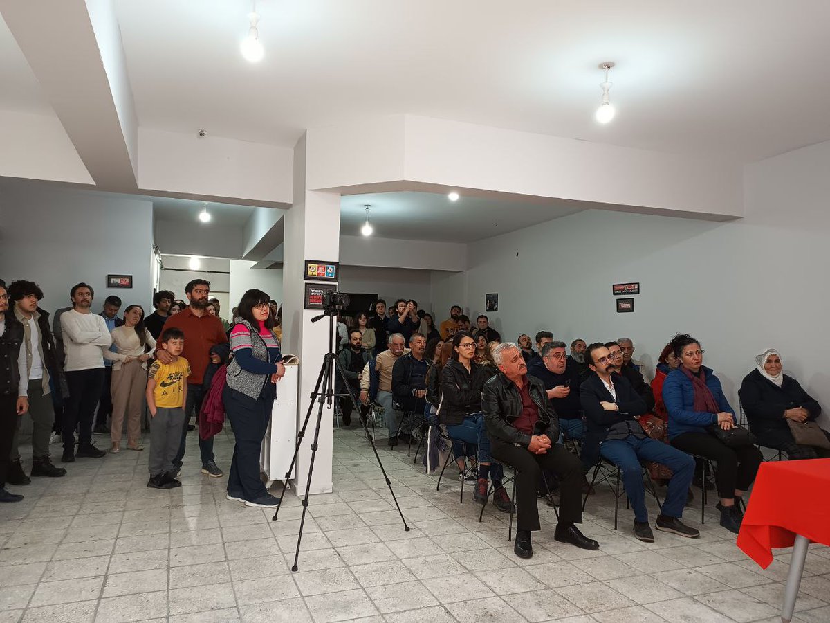 tkpninsesi's tweet photo. TKP Ankara İl Başkanı Ali Ufuk Arikan ve MV adaylarımızın katılımıyla #Ankara İncesu'da heyecanla semt evimizi açtık.

Kötünün iyisine mahkûm değiliz, en iyisini hak ediyor ve istiyoruz.

#OylarTKPye 
#TKPGelirHerŞeyDeğişir 
#1oyErdoğanGitsinDiye1oyTKPye https://t.co/fMaJYAkklP