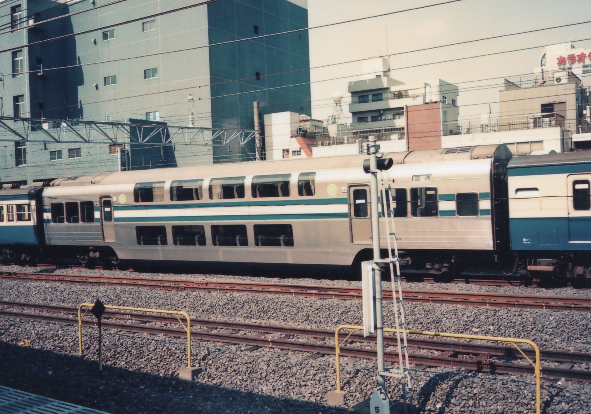 JR電車 サロ124形（横須賀色）｜製品情報｜製品検索｜鉄道模型