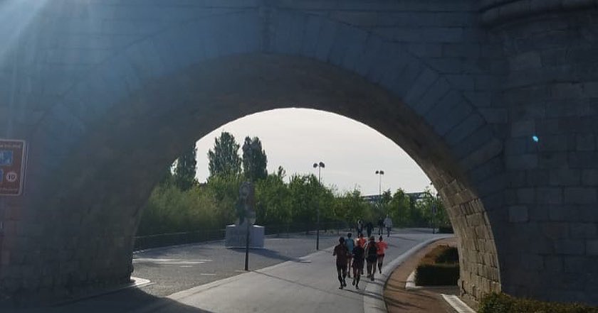Running_DC's tweet photo. Aquí tenemos a varios de los atletas que nos representarán en el @maratondemadrid el próximo domingo. #runningdc #maraton #mediomaraton #running #correr #rodajelargo https://t.co/T3MPiQZwVi