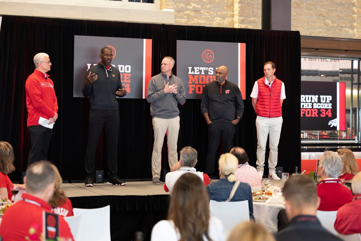BadgerMBB's tweet photo. Today and every day, the family of Howard Moore is on our minds

This weekend in Madison, members of the Wisconsin Basketball family reunited and came together for a special event to try to help

We love you, Howard ❤️️ https://t.co/HTQcw6Dqgz