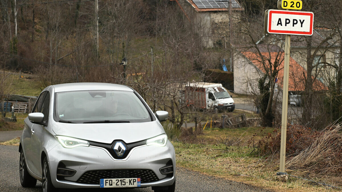 Ce (tout petit) village de l’Ariège où tout le monde roule à l’électricité fournie par des panneaux solaires
➡️ l.leparisien.fr/Y3A9