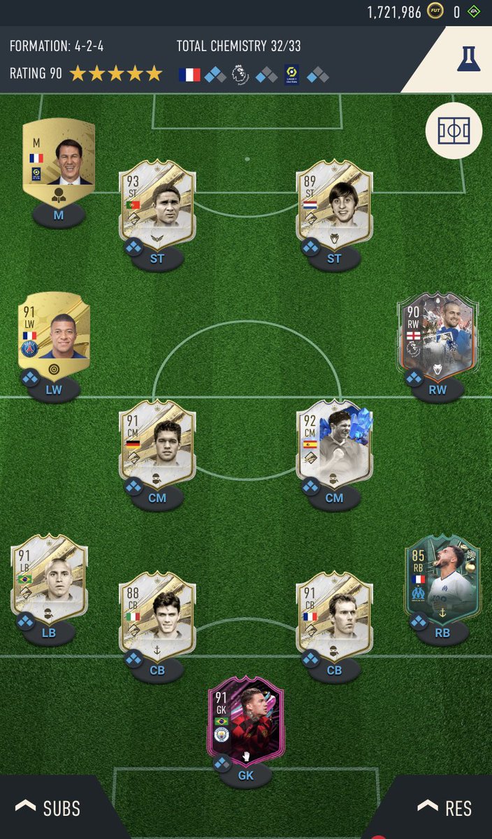 FouITarnished's tweet photo. @FUT_Rory I know Clauss is completely washed but I’m getting Carlos Alberto done. And I have 1.7 mil to spend. Been thinking of buying messi 94 but idk if he will decrease rapidly in price. https://t.co/EUQyvCON78