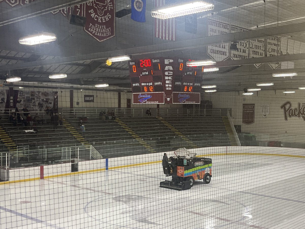 MH High Performance (@minnhockeyhp) on Twitter photo Mason Decker (<a href="/RocketBoysPuck/">John Marshall Boys Hockey</a>) scored for Senior Sections 1/3 they lead 4/5 1-0 at the break!
Cadyn Campbell and John Schmidt both credited with an assist! Mason Decker (<a href="/RocketBoysPuck/">John Marshall Boys Hockey</a>) scored for Senior Sections 1/3 they lead 4/5 1-0 at the break!
Cadyn Campbell and John Schmidt both credited with an assist!
