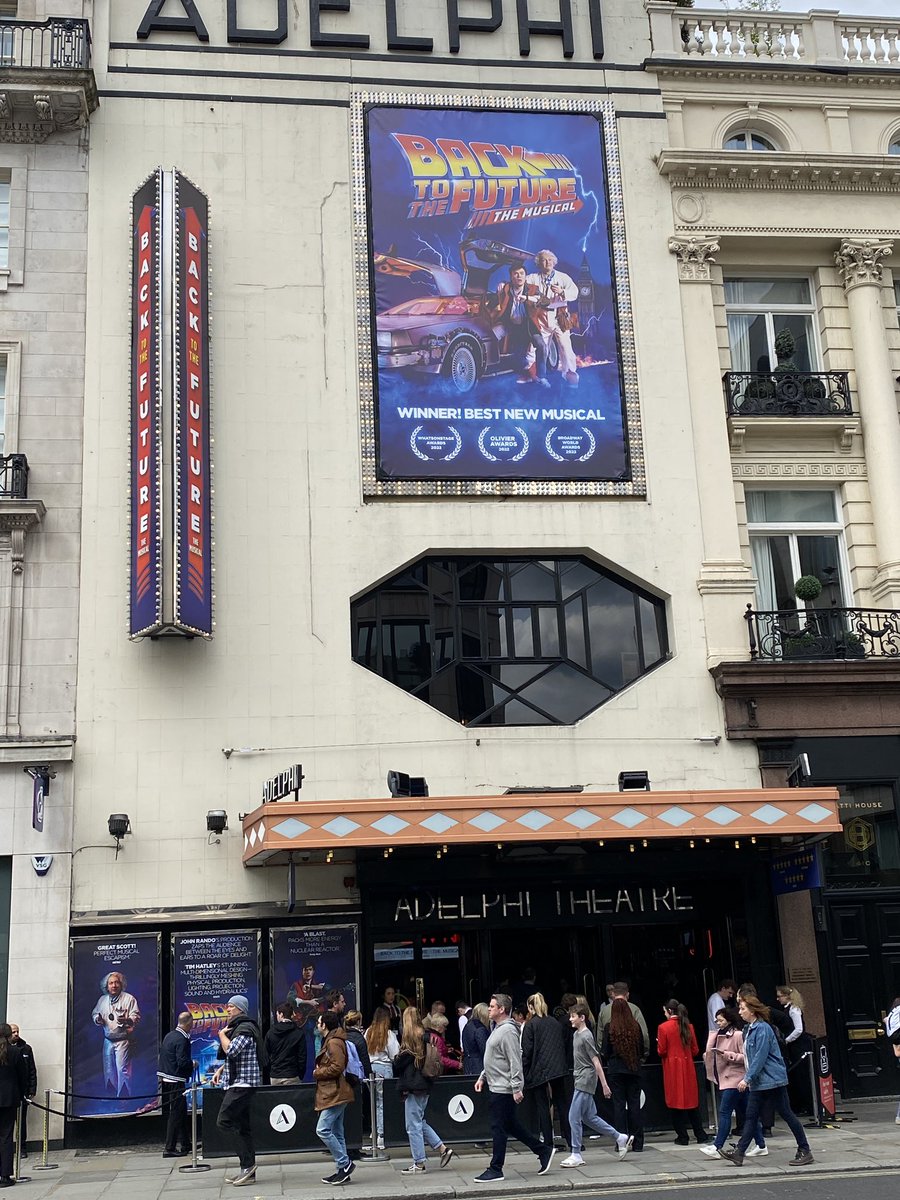 Been looking forward to this for ages….
#backtothefuturethemusical #BTTF