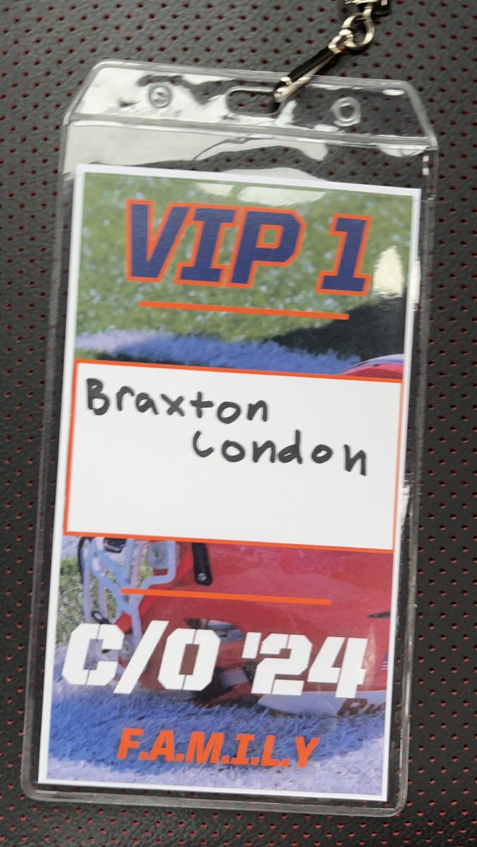 Thank you <a href="/piofootball/">Carroll U Football</a> for the hospitality today! I enjoyed touring campus and watching practice. Thanks again <a href="/CoachHolleyCU/">Garren Holley</a> for the invite! <a href="/BoydHunt24/">Boyd Hunt</a> <a href="/zach11henderson/">Zach Henderson</a> <a href="/DeepDishFB/">DEEP DISH FOOTBALL</a> <a href="/CoachBigPete/">Peter "Coach Big Pete" Leinweber</a> <a href="/LHSWildcatsFB/">Libertyville High School Football</a> <a href="/OLCoach_Ack/">Coach Ken Ackerman</a> <a href="/CoachPfeffer/">Zak Pfeffer</a>