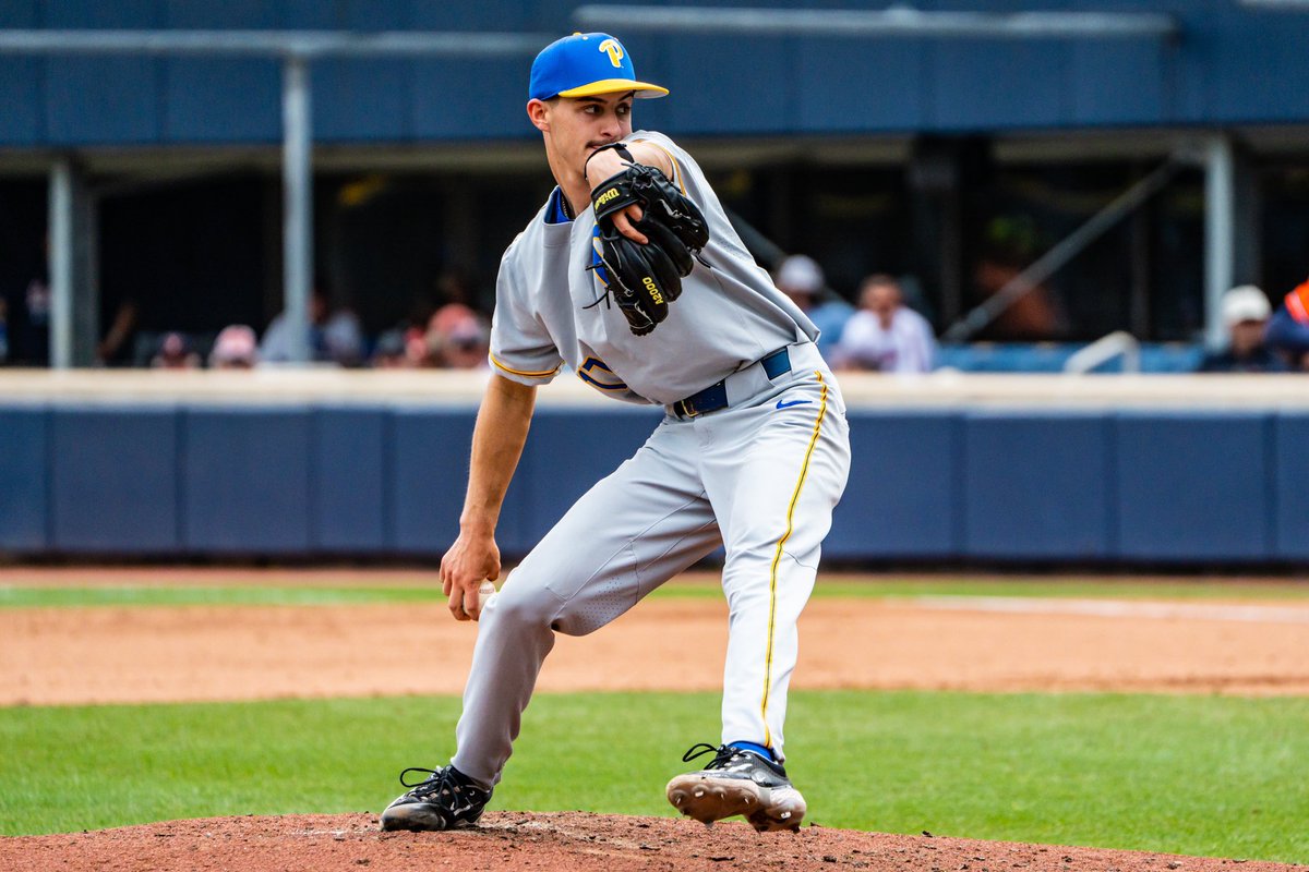 Pitt_BASE's tweet photo. Solid outing from our Sunday starter.

4.0 IP | 6 H | 1 ER | 2 K

#H2P | @Kylemosley1717 https://t.co/ssMt2fq5CP