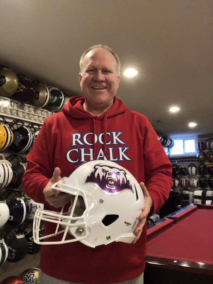 Jerry Quickel on Twitter "New Lid! Crown College Polars! NCAADIII out of the umacathletics in