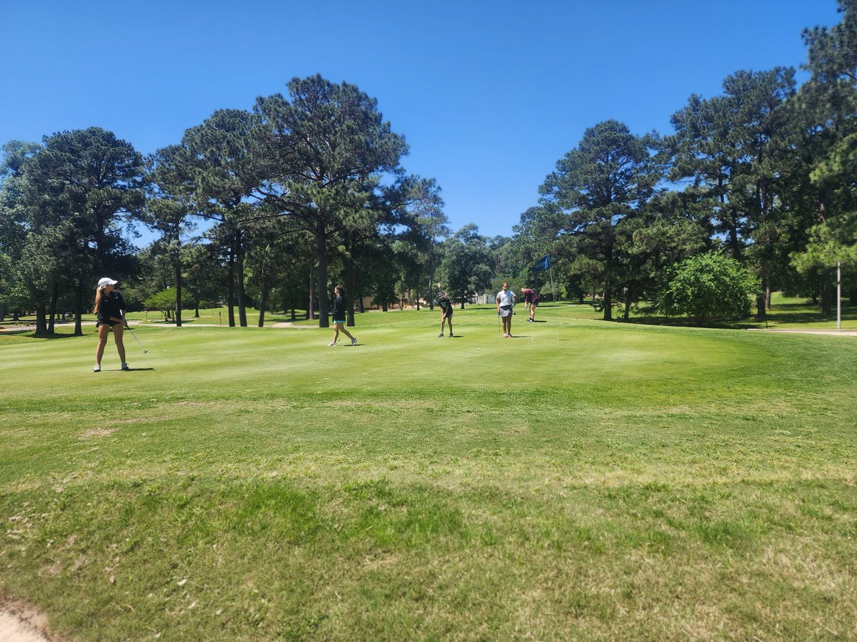BastropHighGolf's tweet photo. Official practice round for the regional golf tournament! https://t.co/Xjc8ghSb98