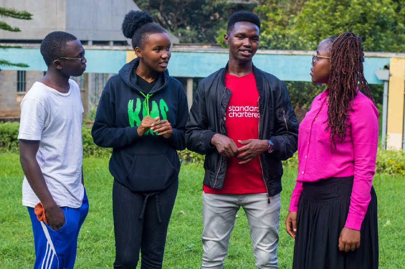 CHIROMOCAMPUSCU's tweet photo. The ICT photography training sessions yesterday🤩🤩🥳🥳We grow and glow in all aspects of life. Honored to be with our trainers @alexkim254 and Ray from @focuskenya , our CMF.
#Wecallithome https://t.co/1Bl8Stn9cN