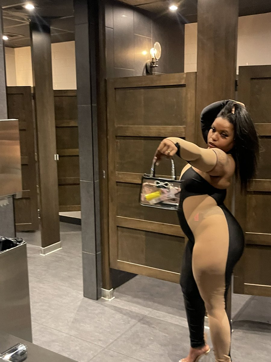 LQueenxy's tweet photo. Lil dump of my fav🔥❤️ https://t.co/5KbjGAYLc1