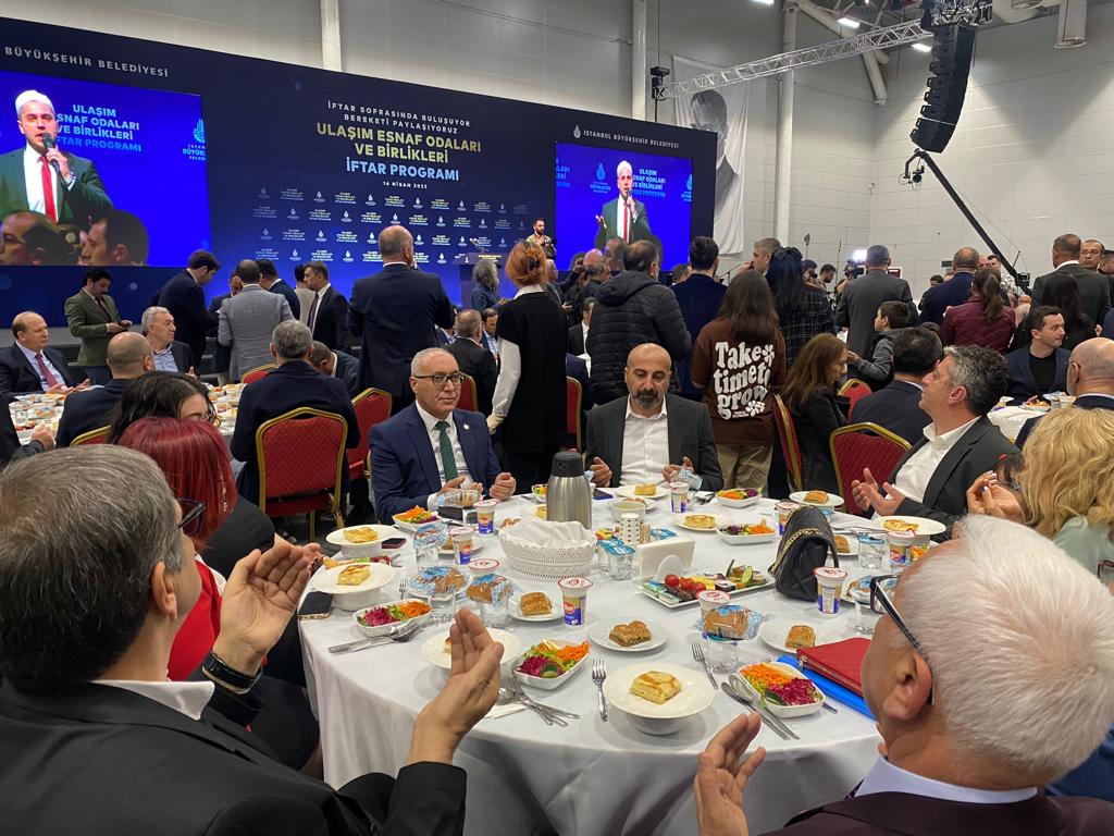 dogandemir41's tweet photo. Cumhurbaşkanı adayımız Sn. Kemal Kılıçdaroğlu'nun katılımıyla İBB Başkanı Ekrem İmamoğlu'nun evsahipliğinde ulaşım esnaf odaları birliği iftarında buluştuk. https://t.co/UxPnlMFCz0