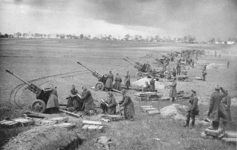 Red Army begins to move on Berlin, with assault on the fortified Seelow Heights east of city; 41,600 artillery pieces &amp; rocket batteries open up in one of the largest bombardments ever.