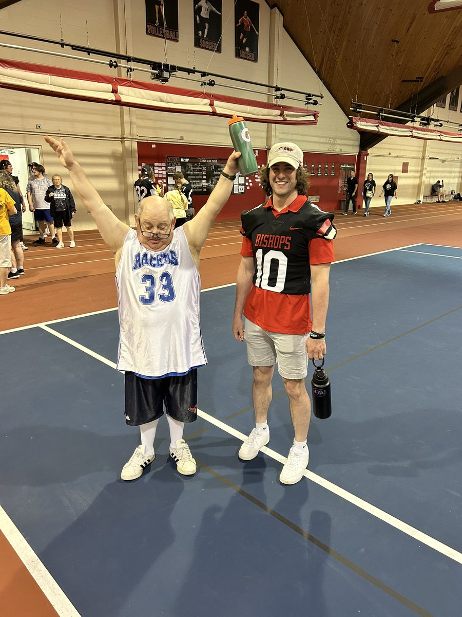 OWUBishopFB's tweet image. One our favorite days of the year is being able to help with the Bishop Games Special Olympics event. I think everyone had a great time today.