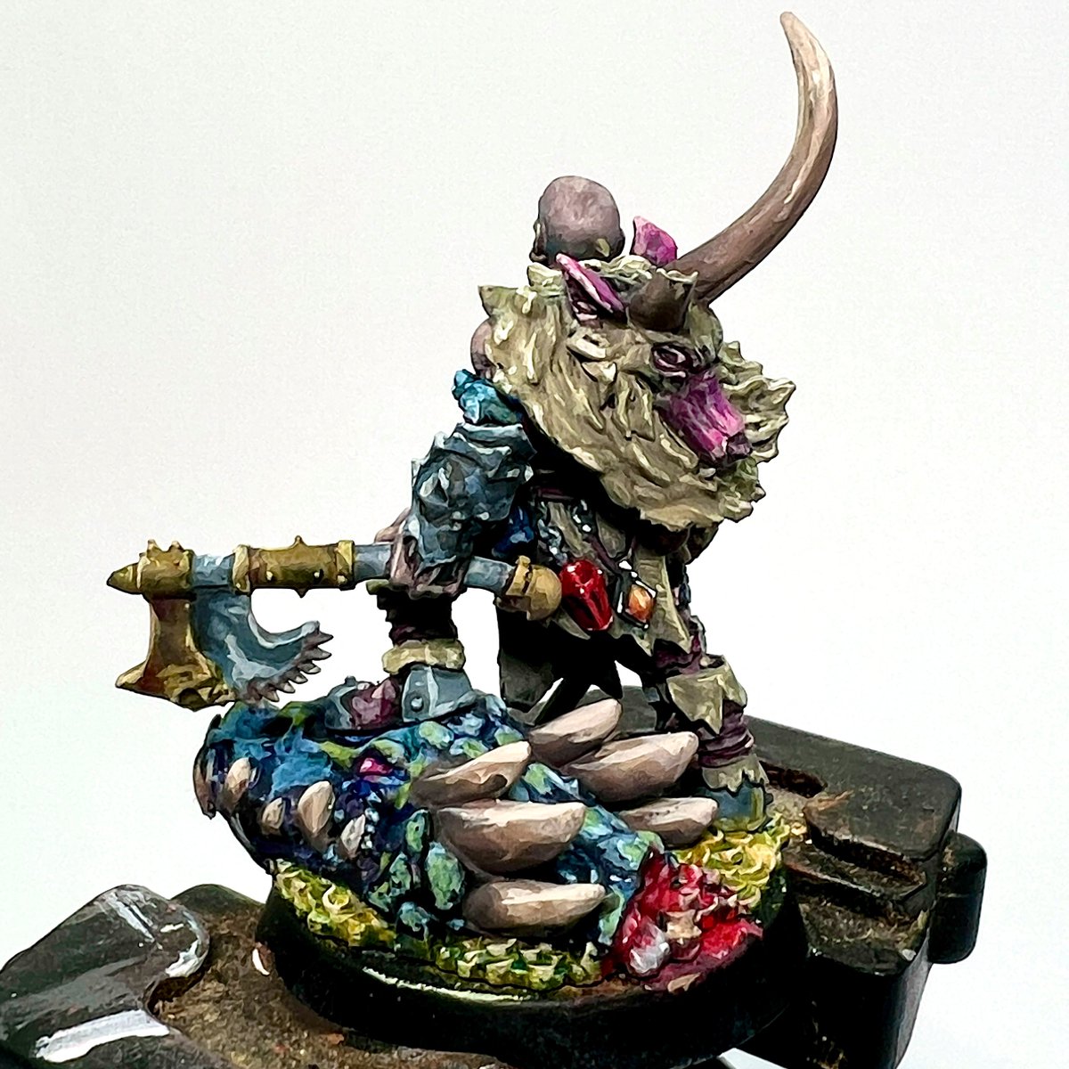 brknpaintbrush's tweet photo. And his backside of course https://t.co/VkwEoOByHT