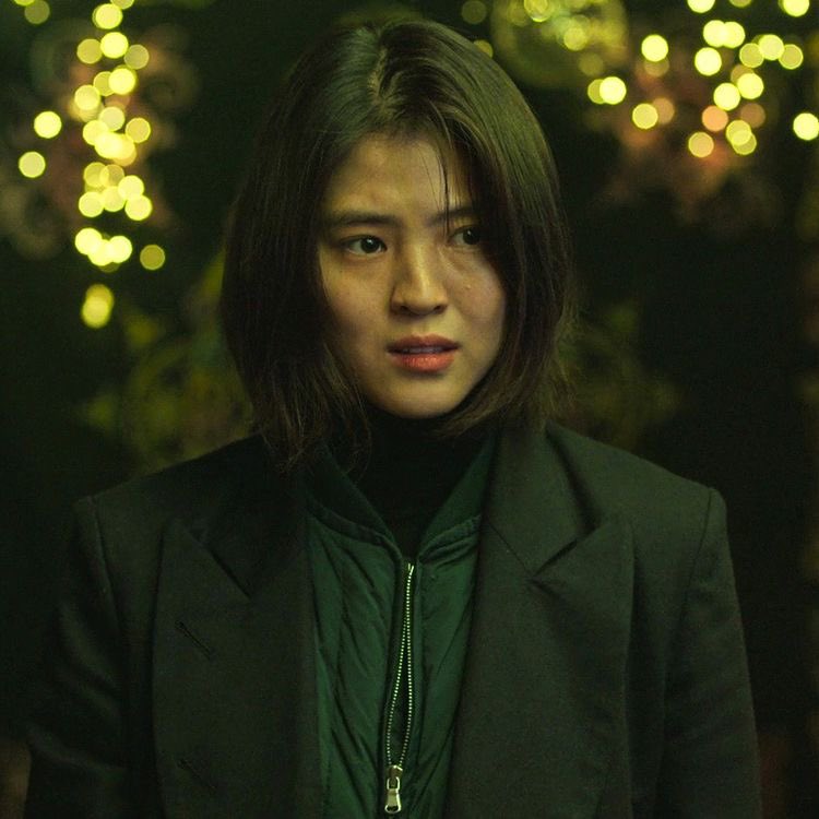 kdramagramm_'s tweet photo. My Name izlememis birine sorsak bu ikisi ayni kisi derdi https://t.co/IeKDtNYEUK