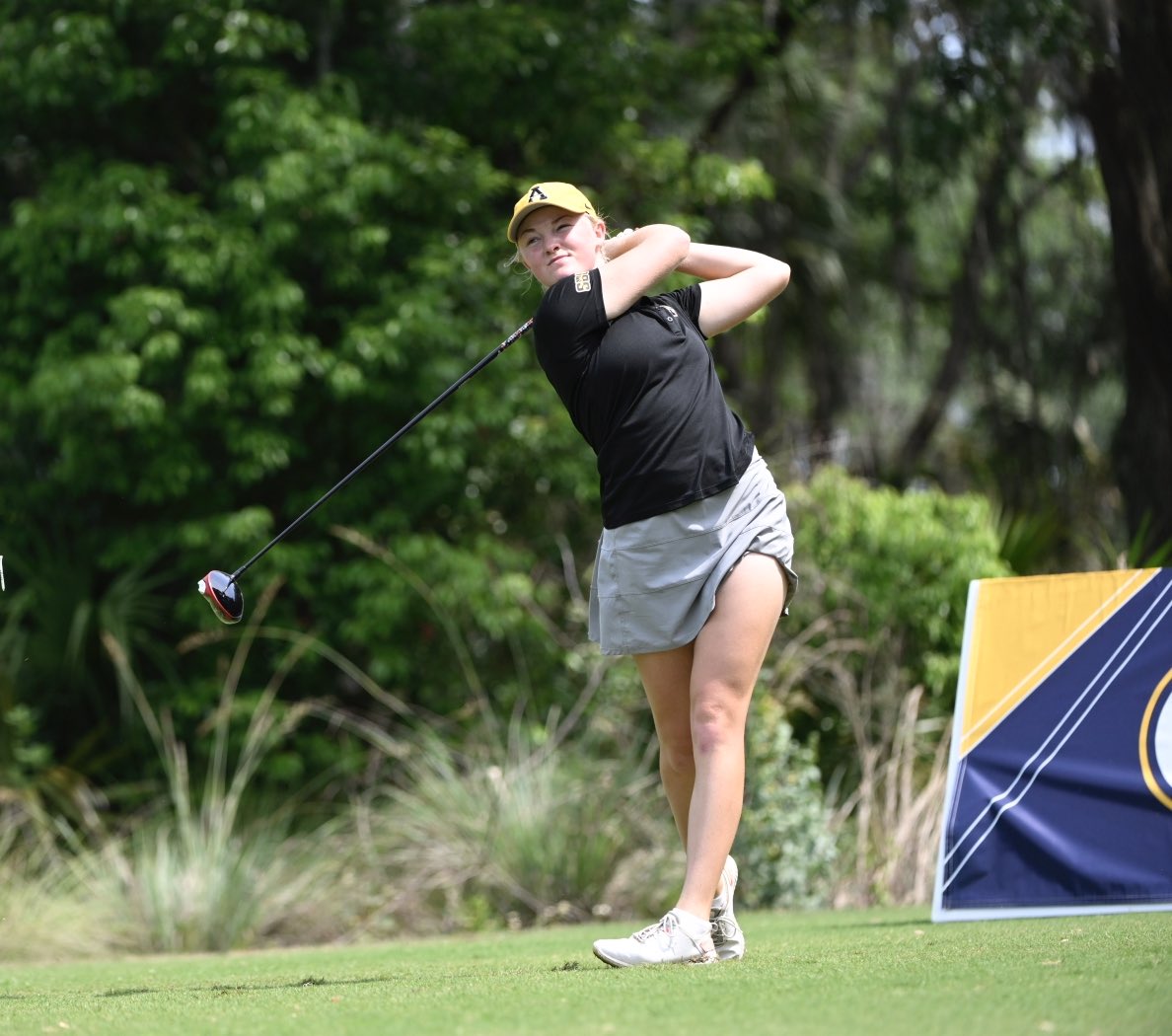 appstatewgolf's tweet photo. ๐ฆ๐๐ป ๐๐ฒ๐น๐ ๐๐ต๐ฎ๐บ๐ฝ๐ถ๐ผ๐ป๐๐ต๐ถ๐ฝ
Ekaterina Prokhorova leads App State with a first-round 76, followed by Shani Brynard with a 77.
#CharacterProcessResult https://t.co/MfhpAeevDD