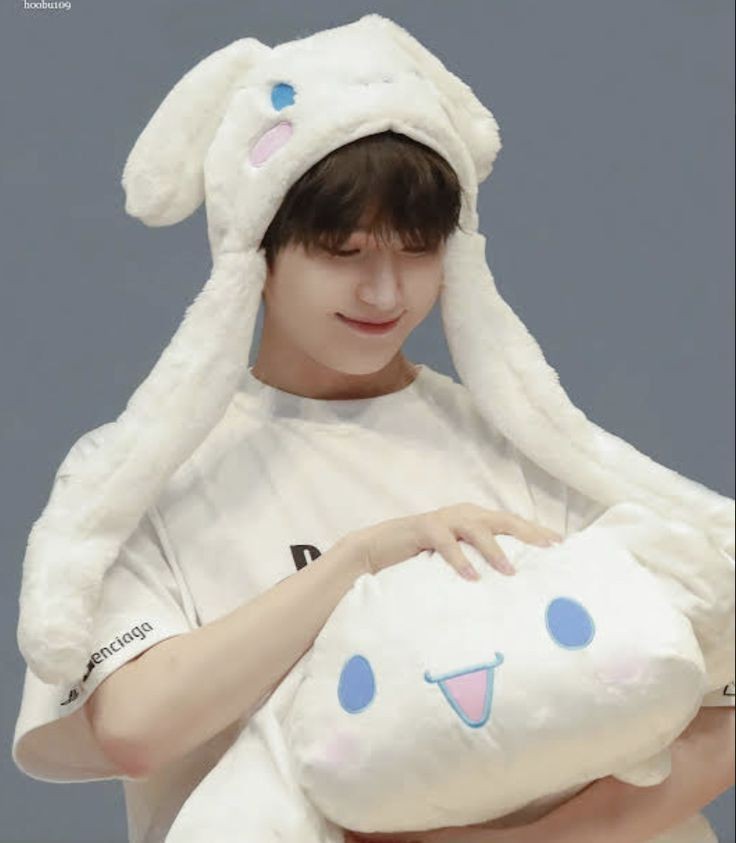 SUNIKATAA's tweet photo. hii im yeong-gi
☆ she/her, 14
☆ i stan: skz, txt, p1h, ateez, bts, enha, xdinary heroes, onlyoneof, 8turn, gidle, bp, nwjns, le ssera, billlie
☆ ult: enhypen, newjeans
☆ not new to #kpoptwt #stantwt
☆ any fandom is welcome:>
rt/♡ apprecieted!!
to be moots write in comms<3 https://t.co/6cGNByi0EL
