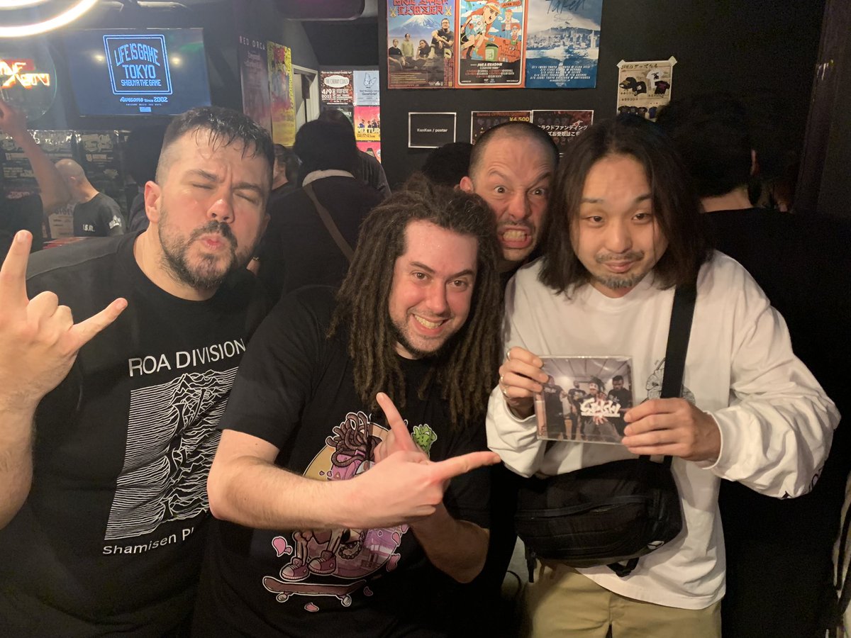 kazrock1977's tweet photo. 今日はセルビアのSenshi @SenshiTheBand を観に行きました🔥🔥🔥
3～4年前にTwitterでたまたま見かけてずーっと気になってたんだけど、やっと観る事が出来ました😊
楽しいライブでした🤙🤙🤙

#senshi
#センシ
#セルビア
#roa
#game
#渋谷thegame
#shibuyathegame
#宇田川町
#渋谷 https://t.co/s5eUPnLRUB