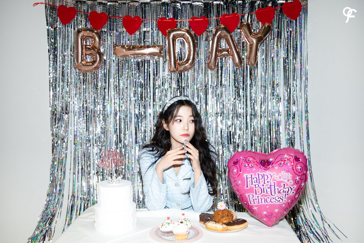 fromis_9bot's tweet photo. 230417 fromis_9 Weverse Media

2023 HAPPY BIRTHDAY JI HEON

🔗https://t.co/iY5vt8CfjM

#fromis_9 #프로미스나인 https://t.co/pwB0CDm0ll