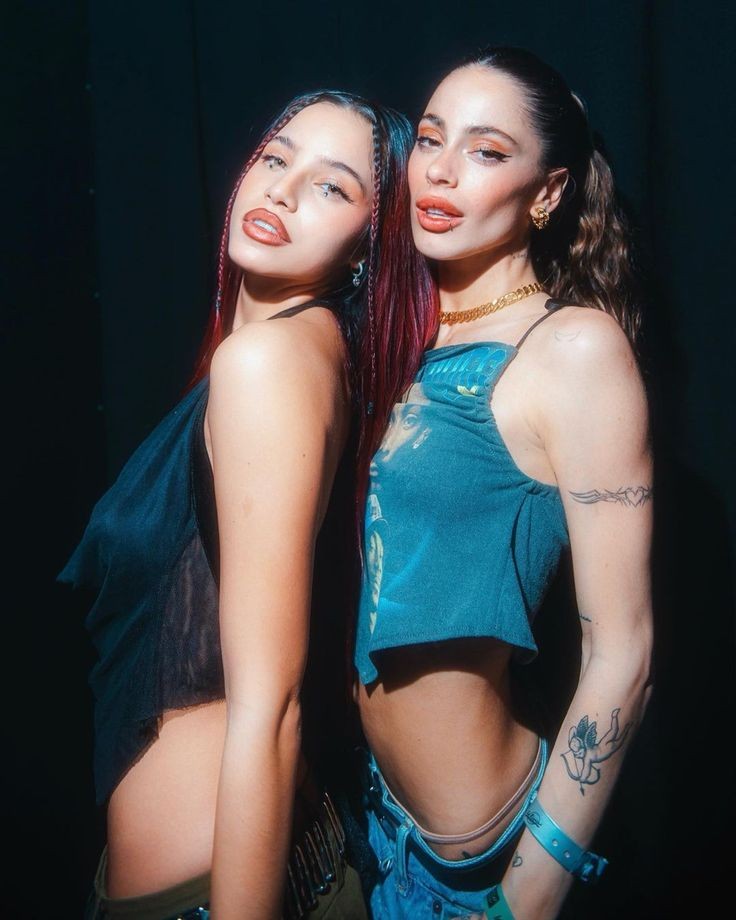 NECESITO una colaboración de ellas😍