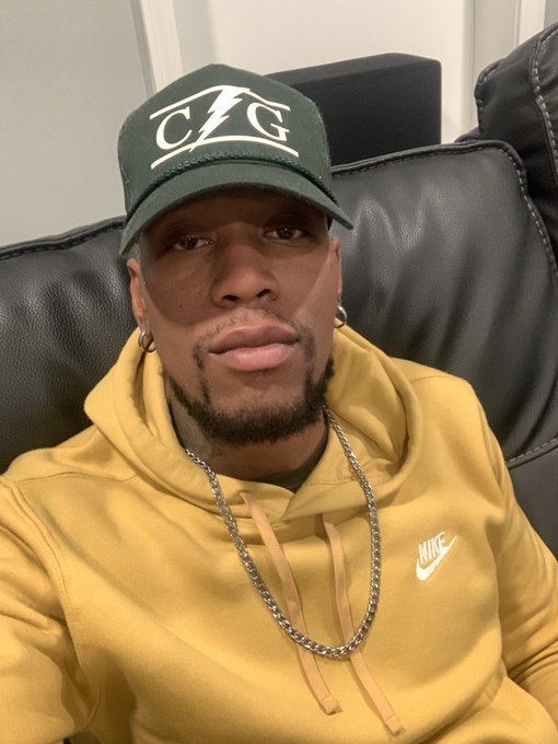 Y&rsquo;all can&rsquo;t tell me shit about me I&rsquo;m the nigga to beat and 9 times out of 10 u can&rsquo;t so don&rsquo;t worry<a href="/tag/itsme"class="tags"><span>#itsme</span></a><a href="/tag/solidasf"class="tags"><span>#solidasf</span></a><a href="/tag/keepupsillyrabbit"class="tags"><span>#keepupsillyrabbit</span></a>