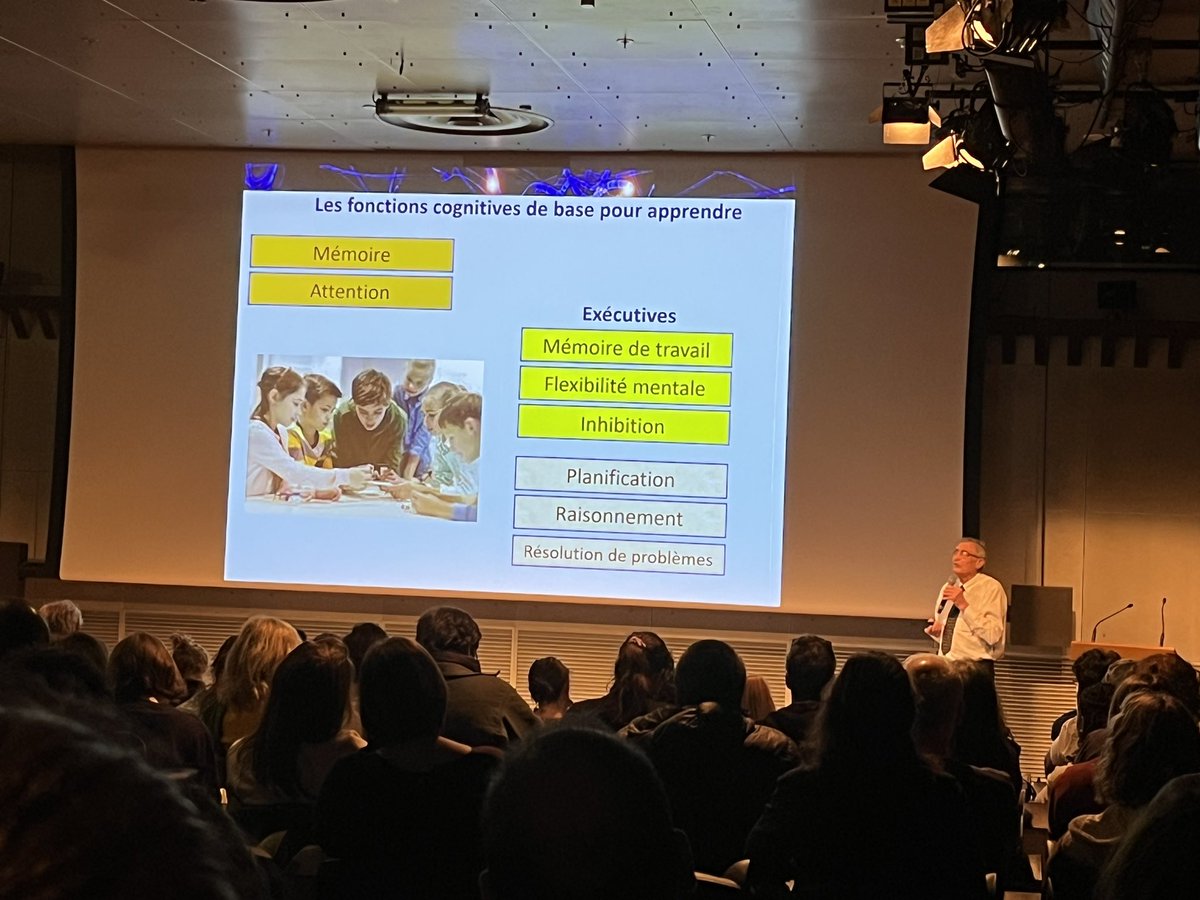 BerthierBonfig2's tweet image. #FSC22 #AFSC « Les sciences cognitives dans les apprentissages sous l’angle de la recherche » Conférence de Jean-Luc Berthier et d’Inés Tchekemian au @ForumSCo  à @citedessciences  @CognivenceP