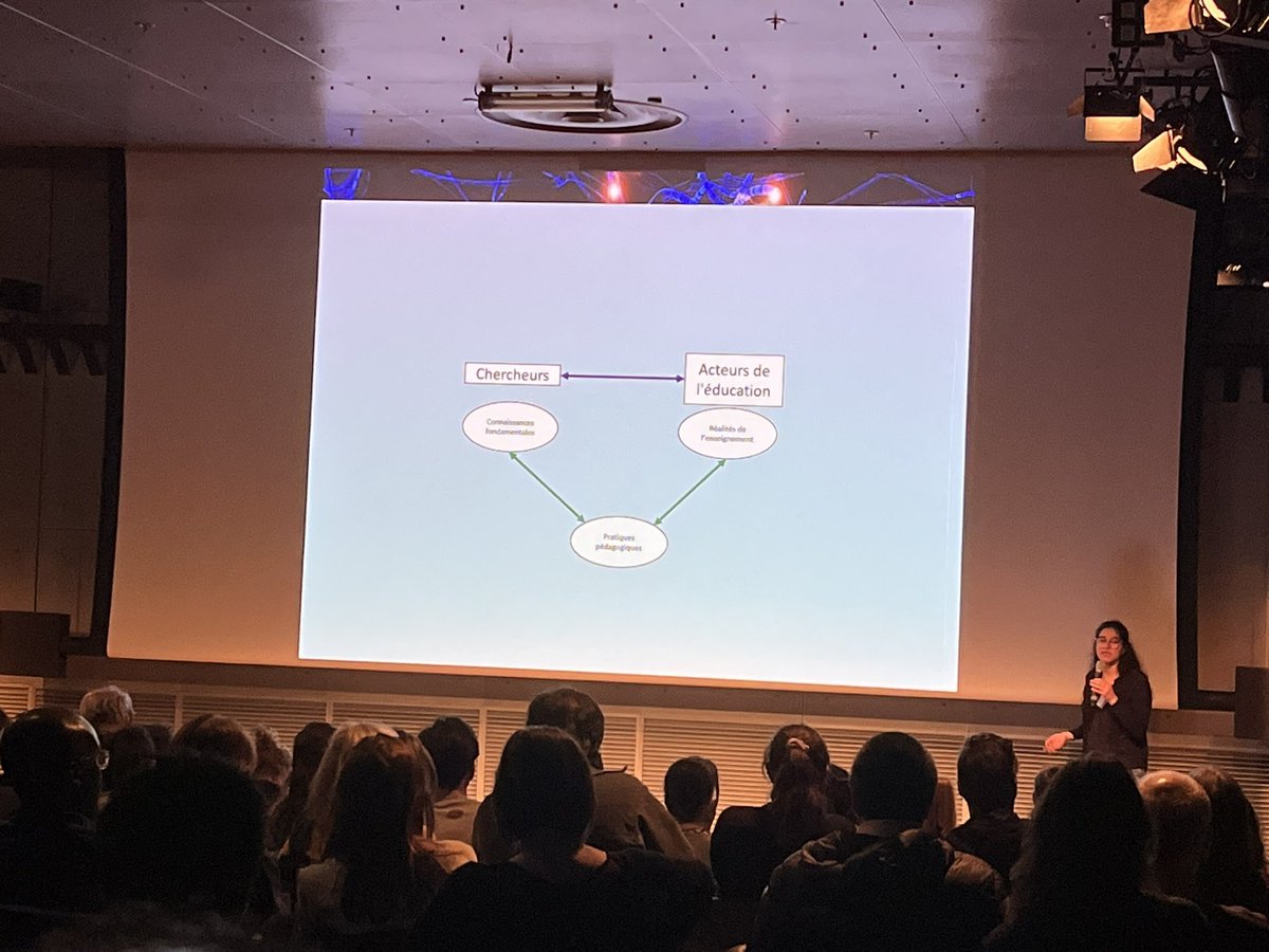 BerthierBonfig2's tweet image. #FSC22 #AFSC « Les sciences cognitives dans les apprentissages sous l’angle de la recherche » Conférence de Jean-Luc Berthier et d’Inés Tchekemian au @ForumSCo  à @citedessciences  @CognivenceP