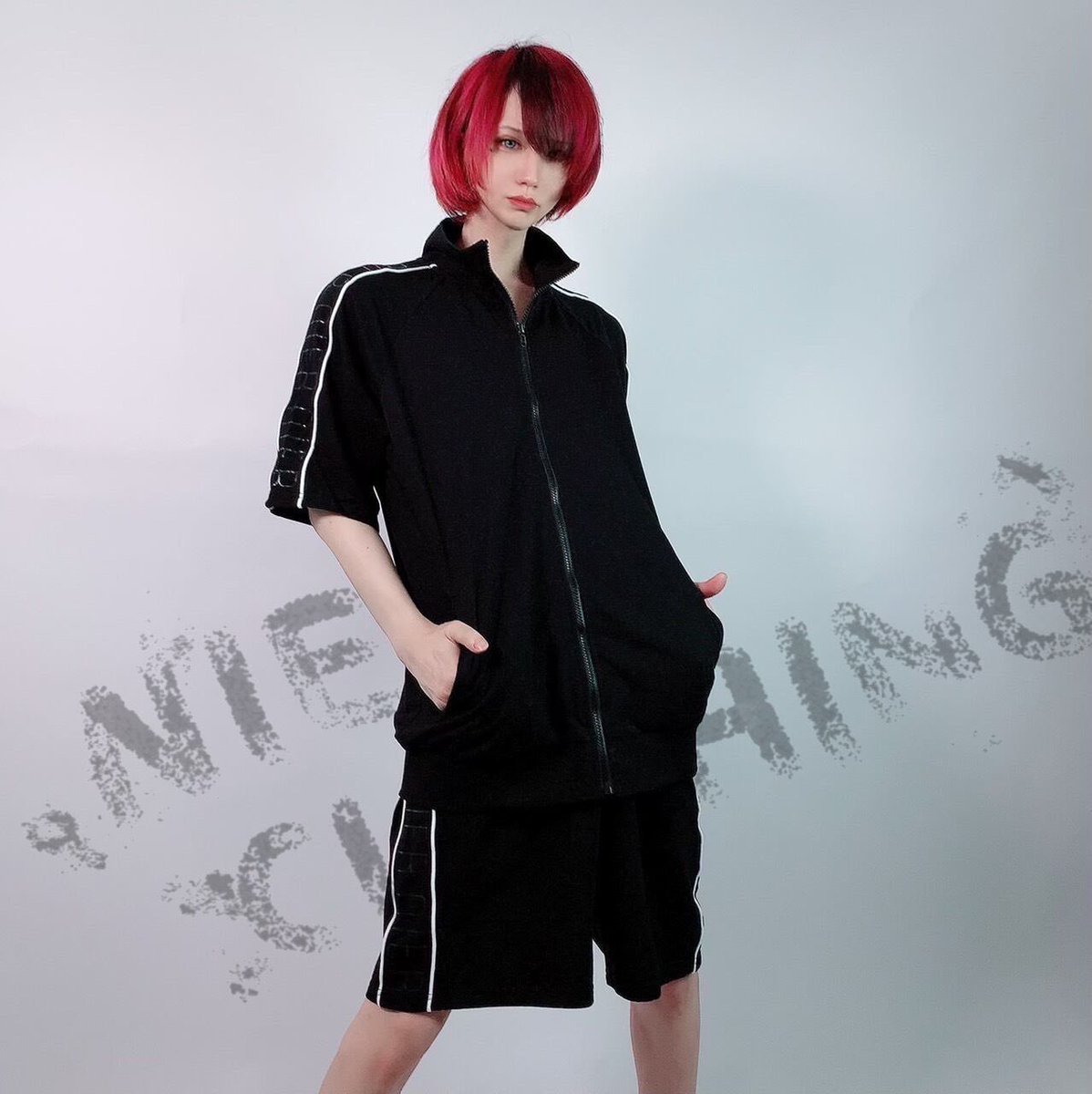 NieR_tokyo's tweet photo. 🎁本日〆切プレゼント企画🎁

当店オリジナルセットアップを

🎁3名様にプレゼント🎁

ユニセックスアイテムです🐰

◼応募方法
フォロー(@NieR_tokyo) &amp; RT
◼締切〆  本日24時

※鍵垢の方も対象内です。

是非ご参加ください🙇‍♂️🙇‍♀️ https://t.co/tCjOfuoKiP